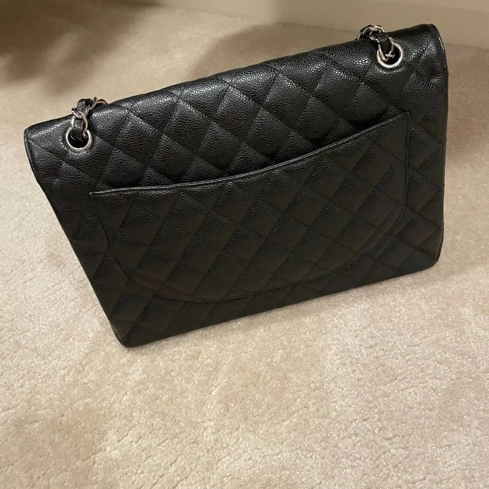 CHANEL maxi classic bag - Picture 7 of 7